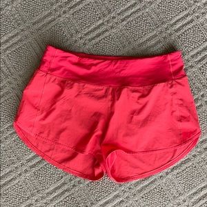Lulu lemon speed up short 4”